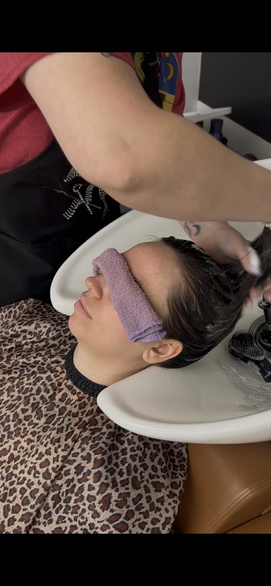 Shampoo service photo.