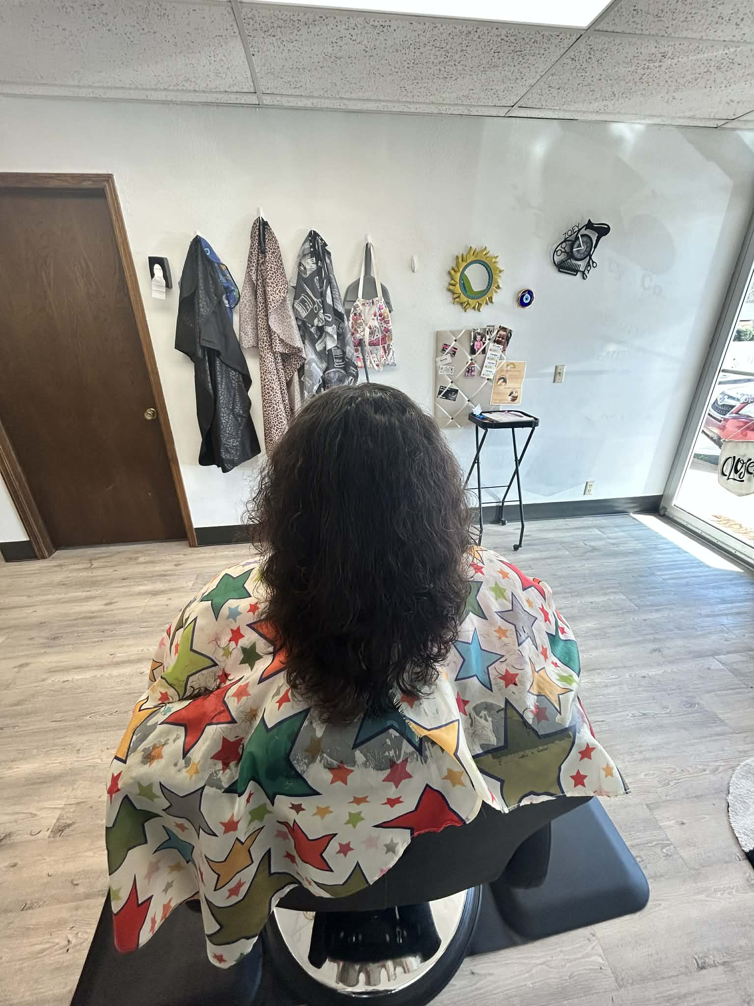 Women's cut portfolio photo.